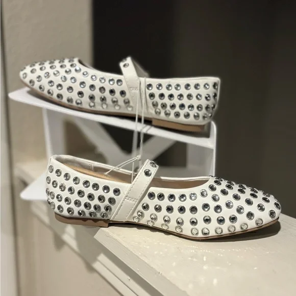 Kids Toree Rhinestone Ballet Flats White - Art Class Youth Size 3Y NWT - Picture 2 of 6